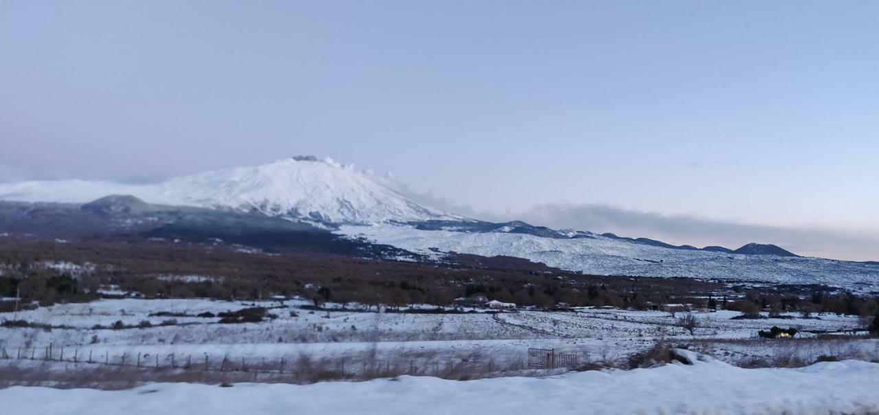 Mount Etna Chalet Maletto Bagian luar foto